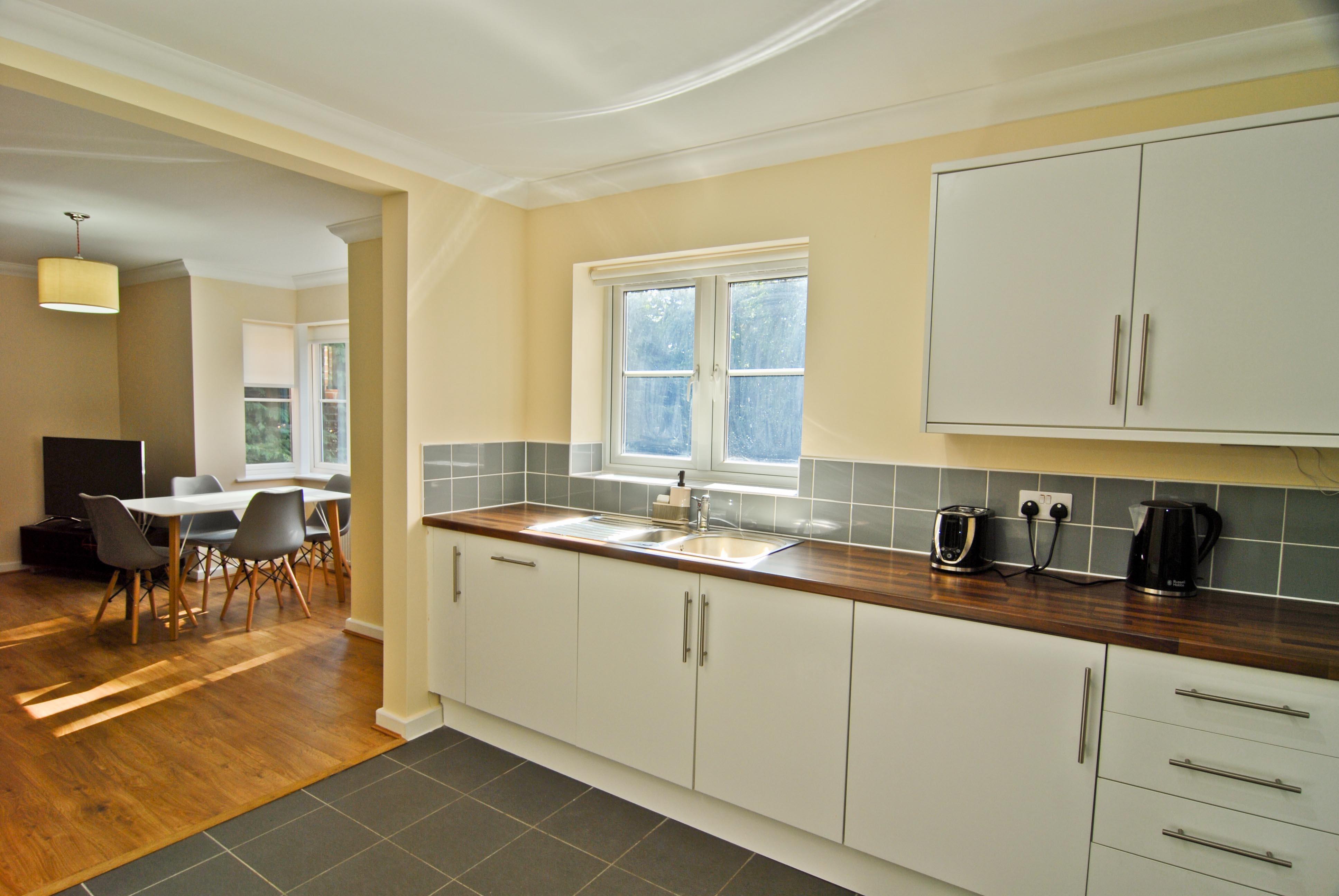 Room And Roof Southampton Serviced Apartments Luaran gambar