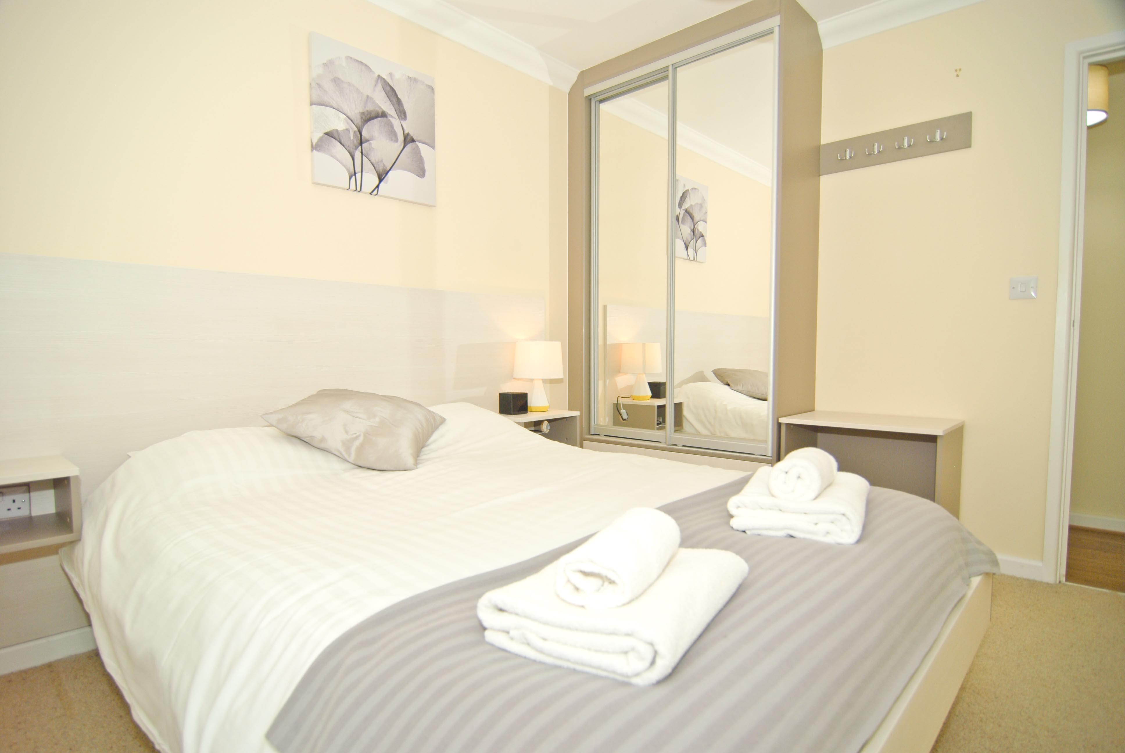 Room And Roof Southampton Serviced Apartments Luaran gambar