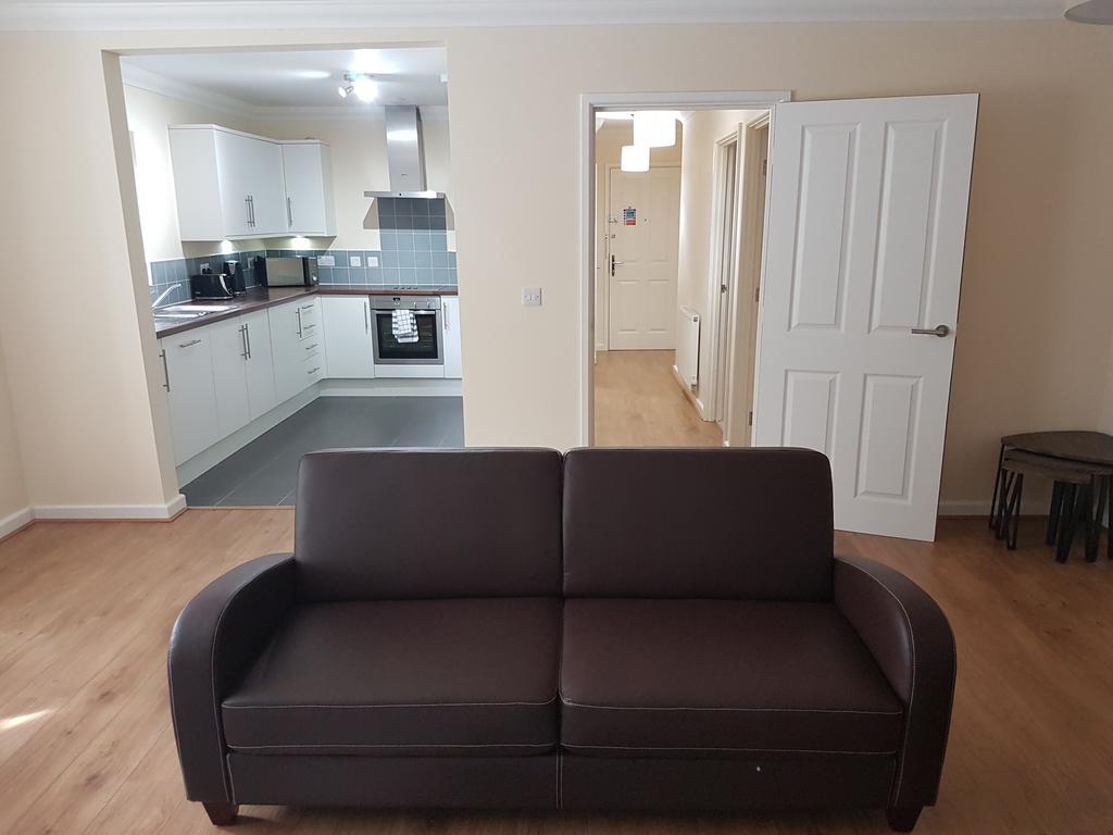 Room And Roof Southampton Serviced Apartments Luaran gambar